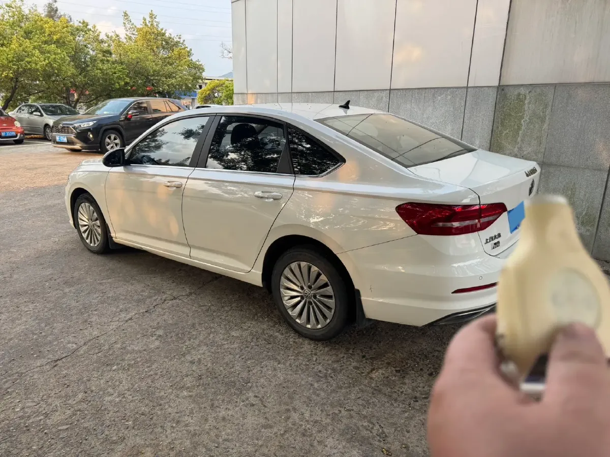 2019 Volkswagen Lavida 1.5L 113HP L4 6AT,autocango,china used car exporter,china ev exporter,chinese used car exporter,chinese used ev exporter