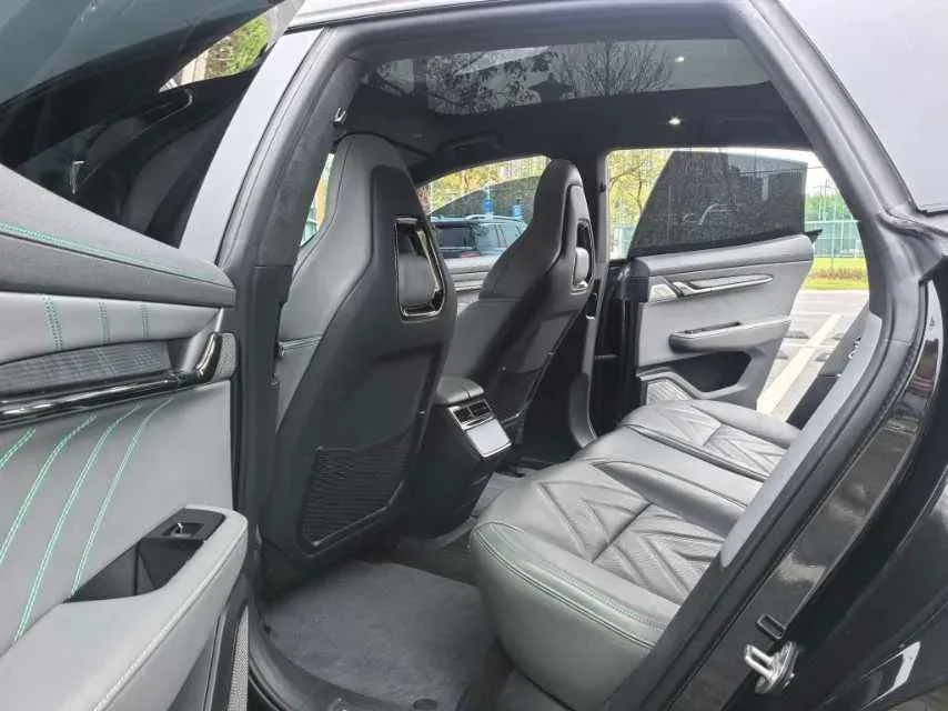 2022 Zeekr 001 BEV 100KWH,autocango,china used car exporter,china ev exporter,chinese used car exporter,chinese used ev exporter