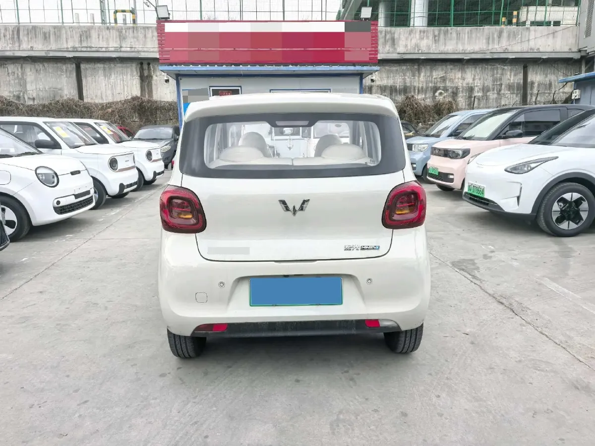 2025 WuLing HongGuang MINI EV BEV 16.2KWH,autocango,china used car exporter,china ev exporter,chinese used car exporter,chinese used ev exporter