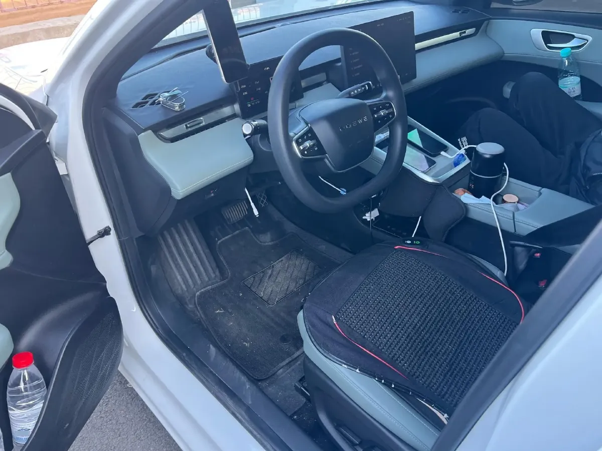 2025 Roewe D6 BEV,autocango,china used car exporter,china ev exporter,chinese used car exporter,chinese used ev exporter