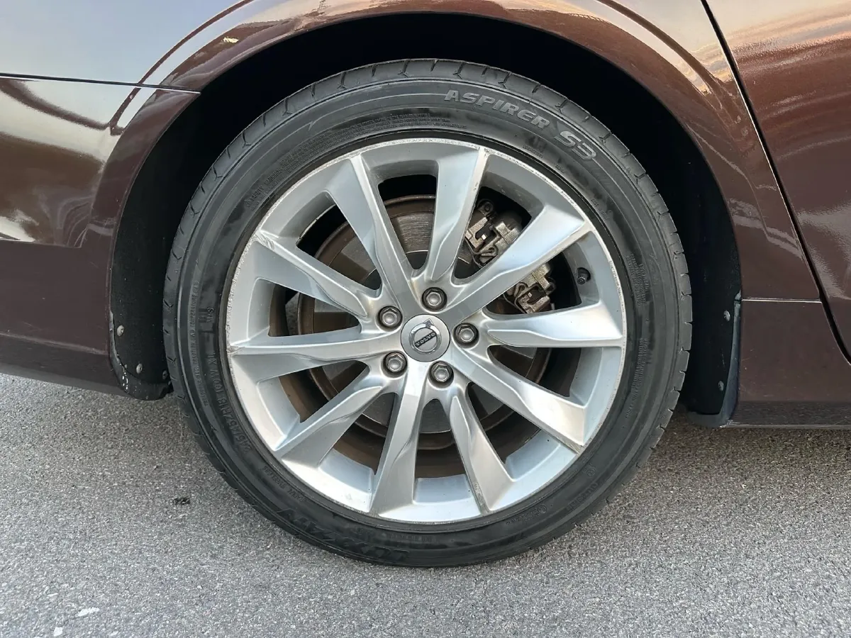 2017 Volvo S90 2.0T 254HP L4 8AT,autocango,china used car exporter,china ev exporter,chinese used car exporter,chinese used ev exporter