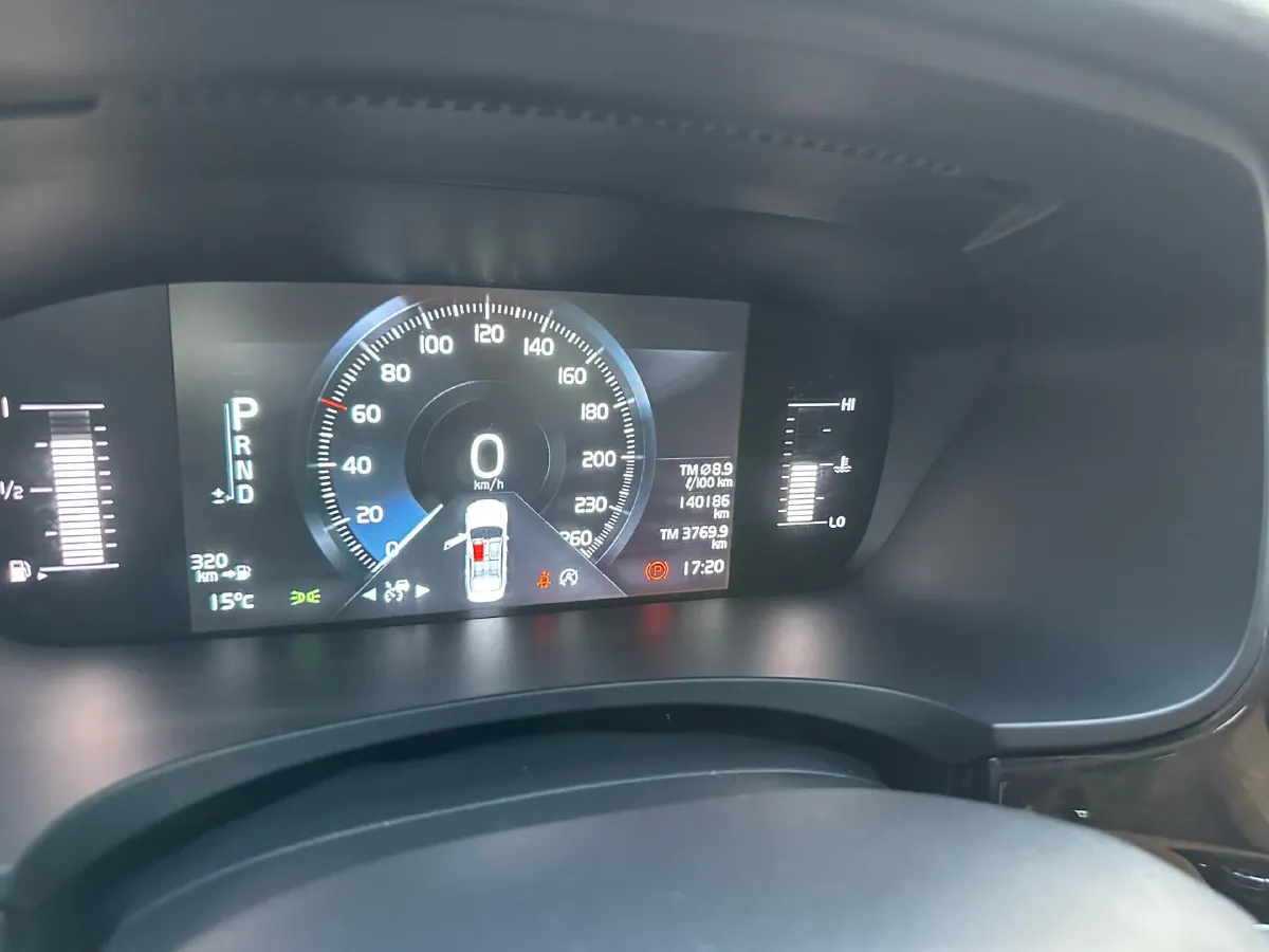 2017 Volvo S90 2.0T 254HP L4 8AT,autocango,china used car exporter,china ev exporter,chinese used car exporter,chinese used ev exporter