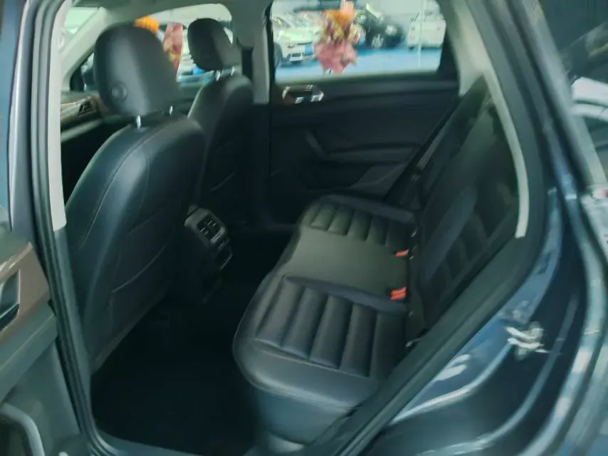 2021 Volkswagen Tharu 1.4T 150HP L4 7DCT,autocango,china used car exporter,china ev exporter,chinese used car exporter,chinese used ev exporter