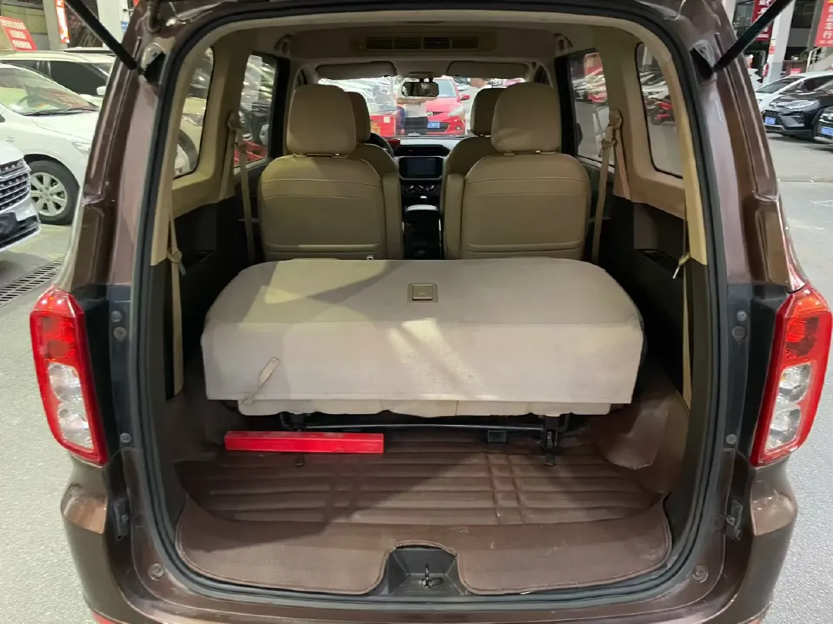 2020 WuLing HongGuang 1.2L 76HP L4 5MT,autocango,china used car exporter,china ev exporter,chinese used car exporter,chinese used ev exporter