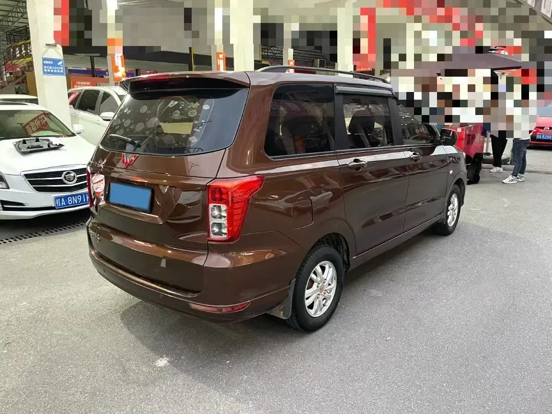 2020 WuLing HongGuang 1.2L 76HP L4 5MT,autocango,china used car exporter,china ev exporter,chinese used car exporter,chinese used ev exporter