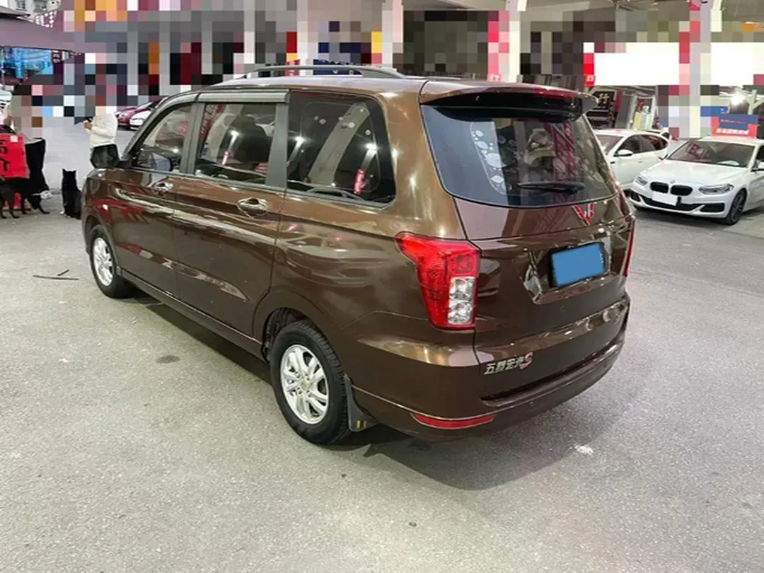 2020 WuLing HongGuang 1.2L 76HP L4 5MT,autocango,china used car exporter,china ev exporter,chinese used car exporter,chinese used ev exporter