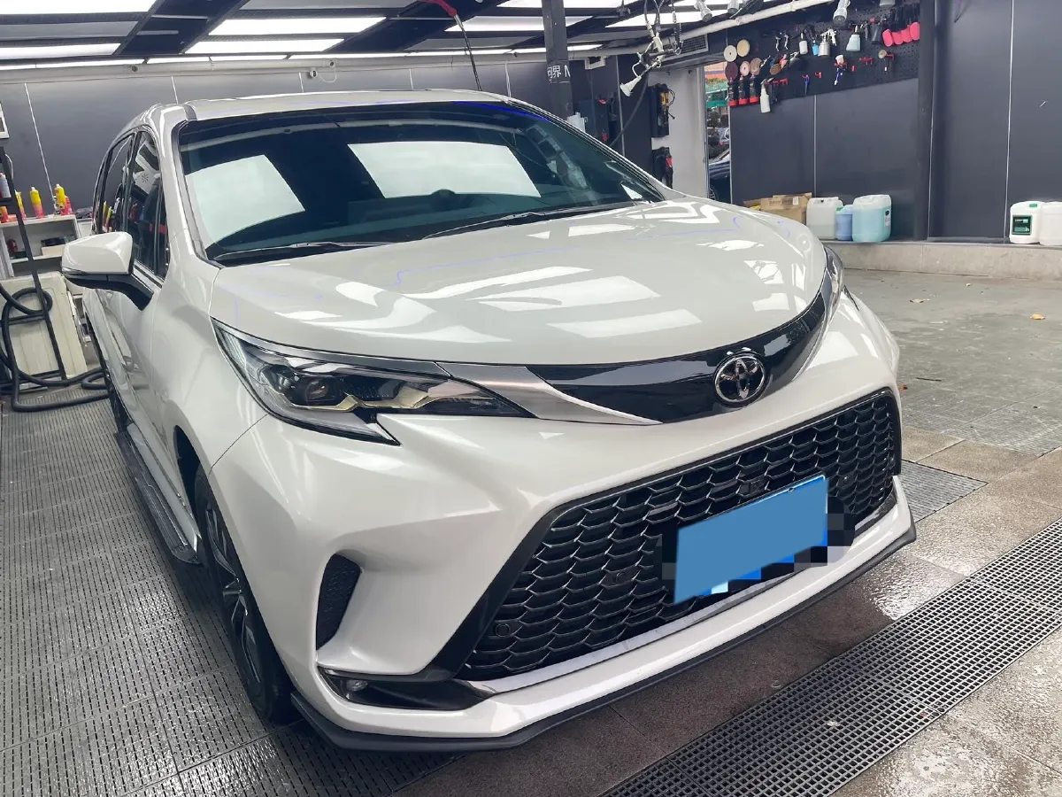 2024 Toyota Granvia 2.5L 189HP L4 E-CVT Hybrid,autocango,china used car exporter,china ev exporter,chinese used car exporter,chinese used ev exporter