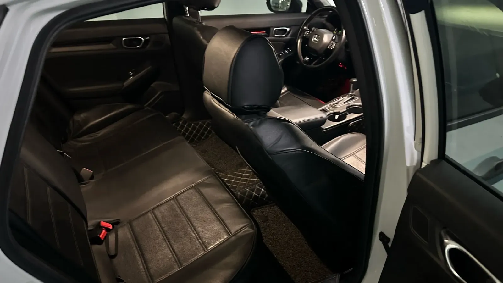 2022 Honda Civic 1.5T 182HP L4 CVT,autocango,china used car exporter,china ev exporter,chinese used car exporter,chinese used ev exporter