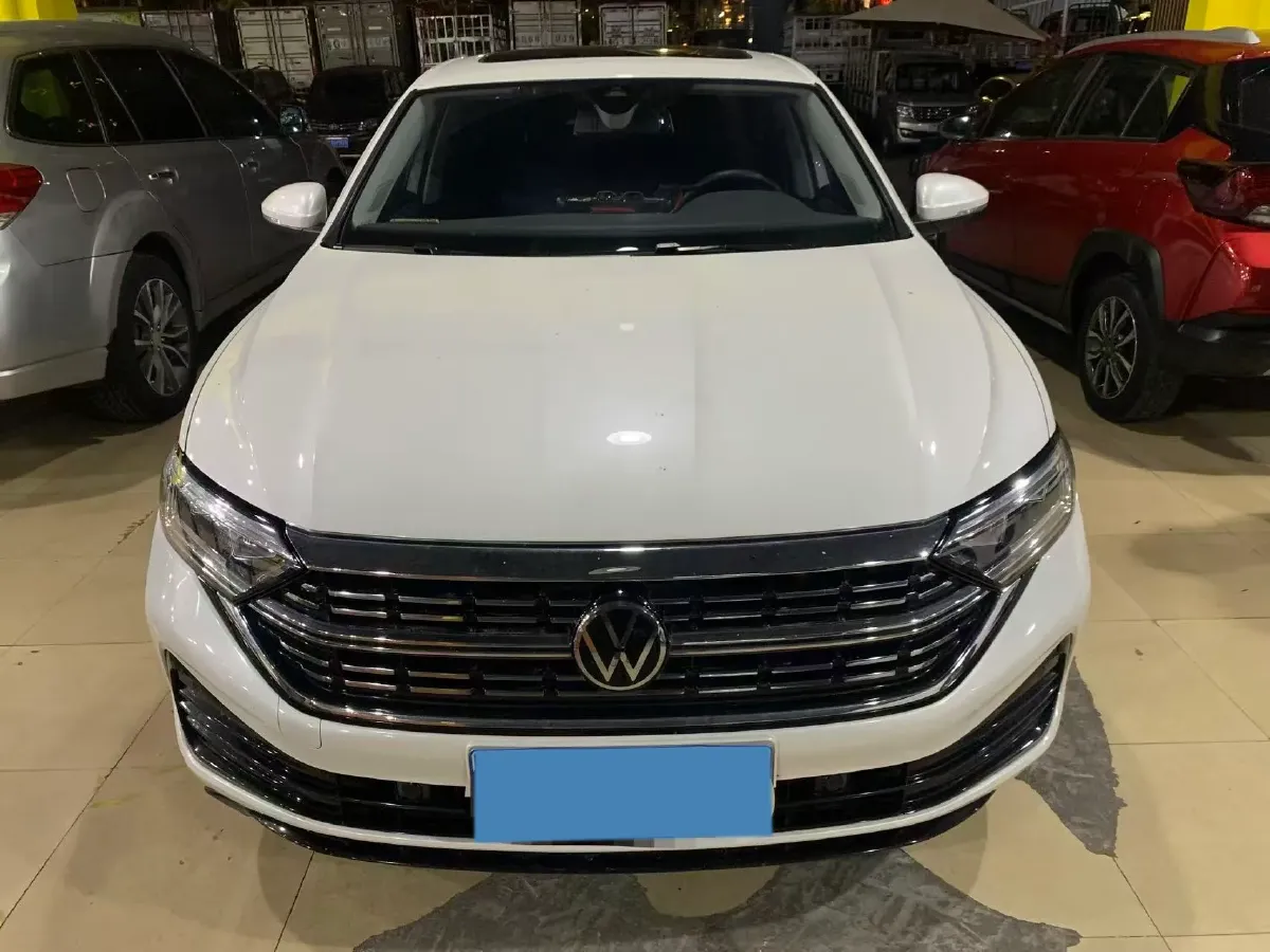 2023 Volkswagen Sagitar 1.5T 160HP L4 7DCT,autocango,china used car exporter,china ev exporter,chinese used car exporter,chinese used ev exporter