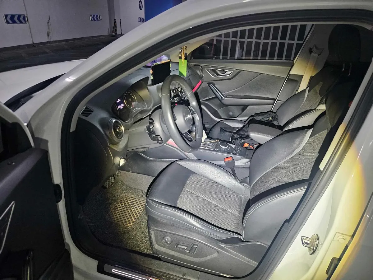 2021 Audi Q2L 1.4T 150HP L4 7DCT,autocango,china used car exporter,china ev exporter,chinese used car exporter,chinese used ev exporter