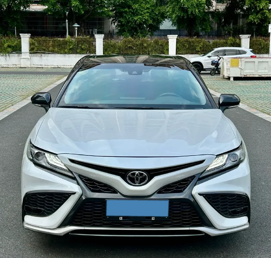 2023 Toyota Camry 2.0L 177HP L4 CVT,autocango,china used car exporter,china ev exporter,chinese used car exporter,chinese used ev exporter