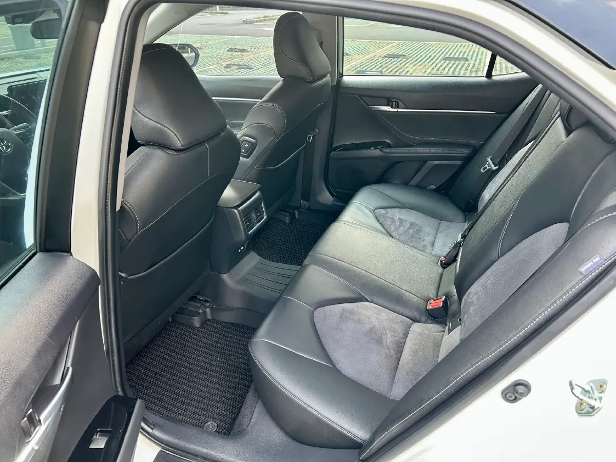 2023 Toyota Camry 2.0L 177HP L4 CVT,autocango,china used car exporter,china ev exporter,chinese used car exporter,chinese used ev exporter