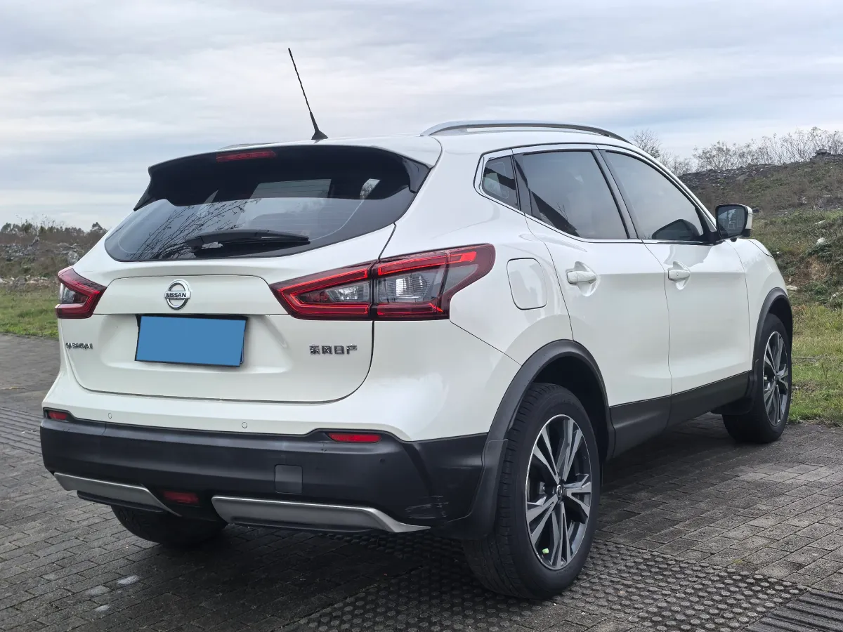 2022 Nissan Qashqai 2.0L 151HP L4 CVT,autocango,china used car exporter,china ev exporter,chinese used car exporter,chinese used ev exporter