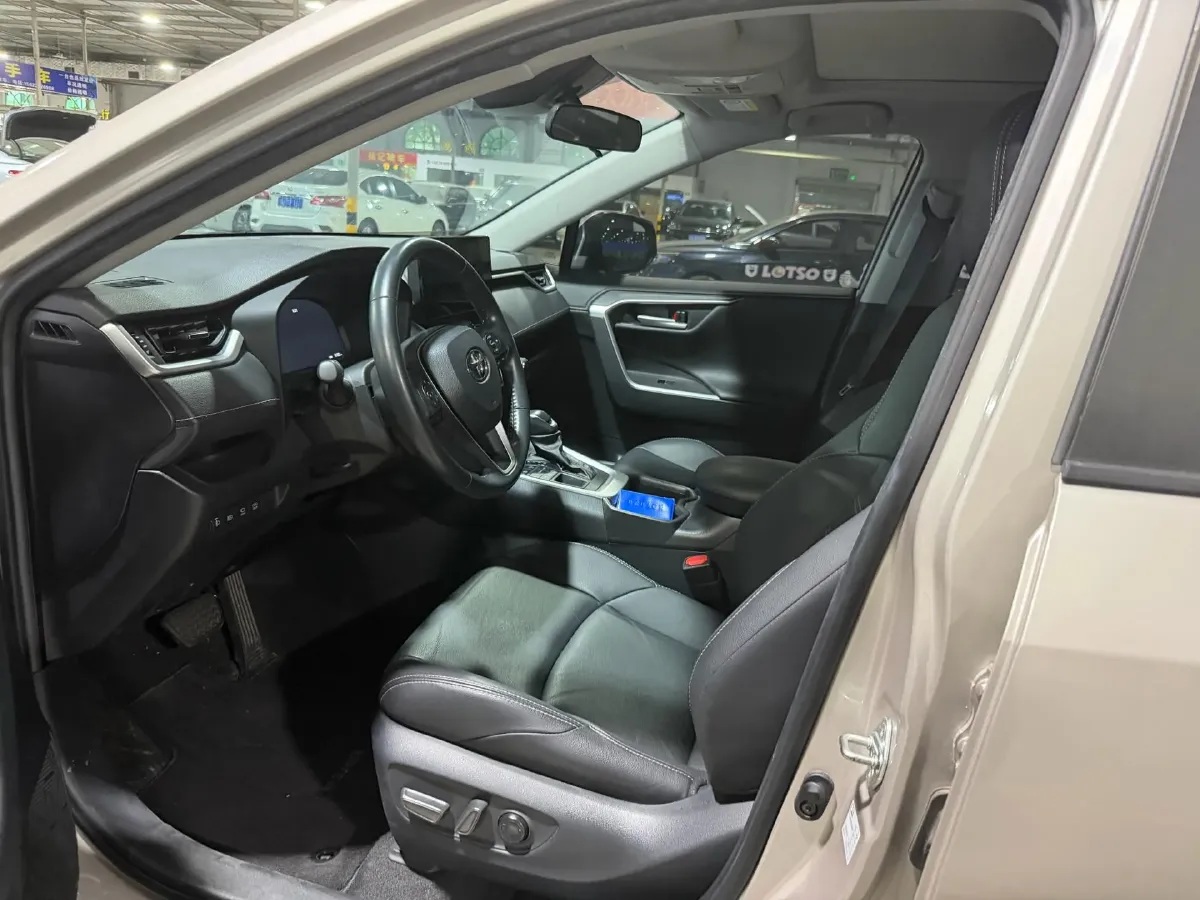 2023 Toyota Wildlander 2.0L 171HP L4 CVT,autocango,china used car exporter,china ev exporter,chinese used car exporter,chinese used ev exporter