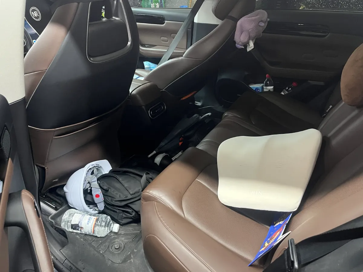 2023 Leapmotor C11 Range Extended 131HP REEV 43.74KWH,autocango,china used car exporter,china ev exporter,chinese used car exporter,chinese used ev exporter