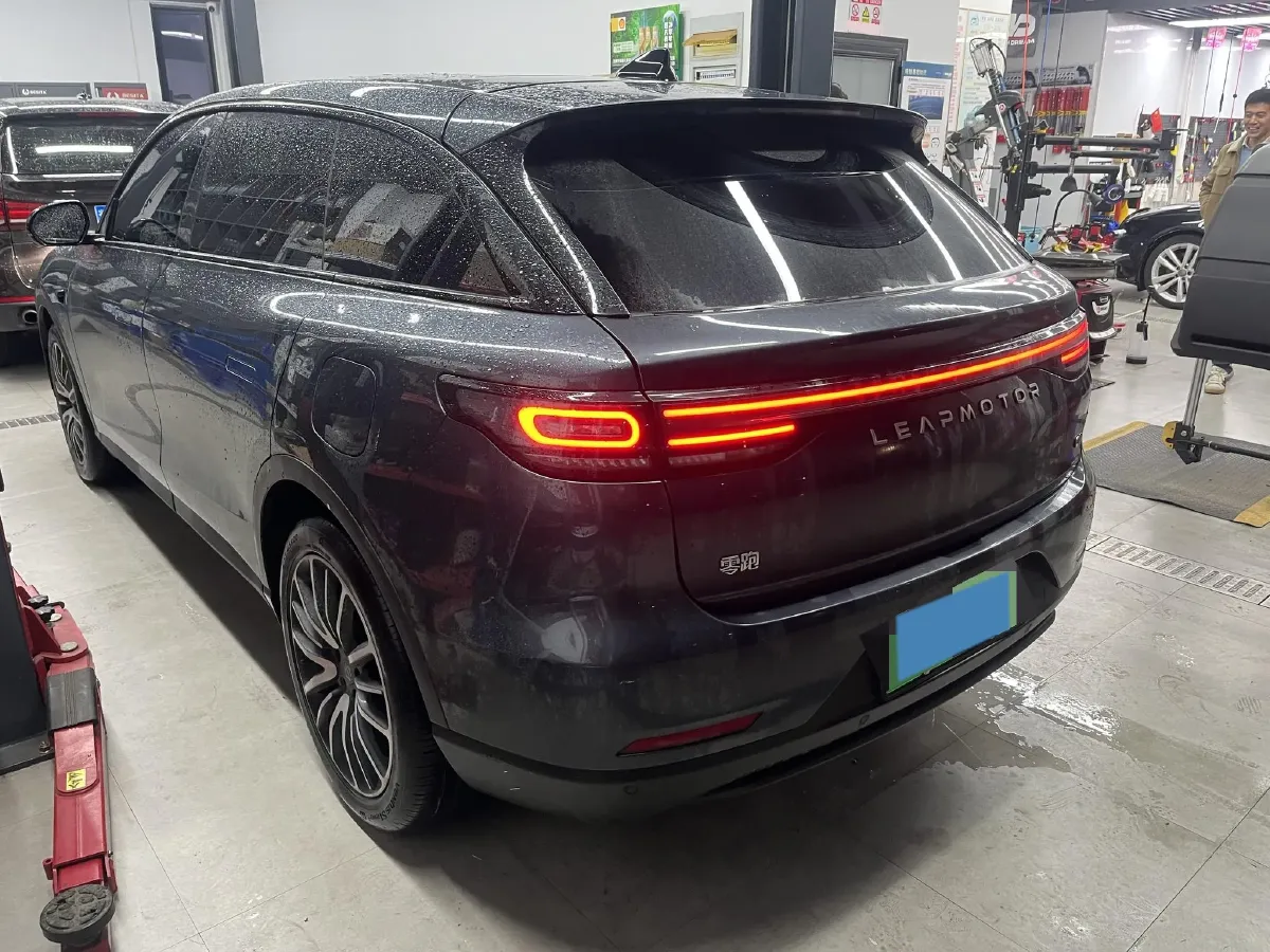 2023 Leapmotor C11 Range Extended 131HP REEV 43.74KWH,autocango,china used car exporter,china ev exporter,chinese used car exporter,chinese used ev exporter