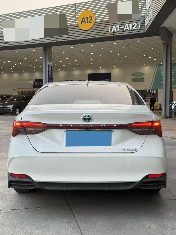 2022 Toyota Avalon 2.5L 178HP L4 E-CVT Hybrid,autocango,china used car exporter,china ev exporter,chinese used car exporter,chinese used ev exporter