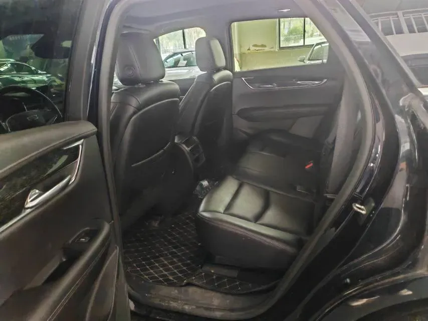 2021 Cadillac XT5 2.0T 237HP L4 9AT,autocango,china used car exporter,china ev exporter,chinese used car exporter,chinese used ev exporter