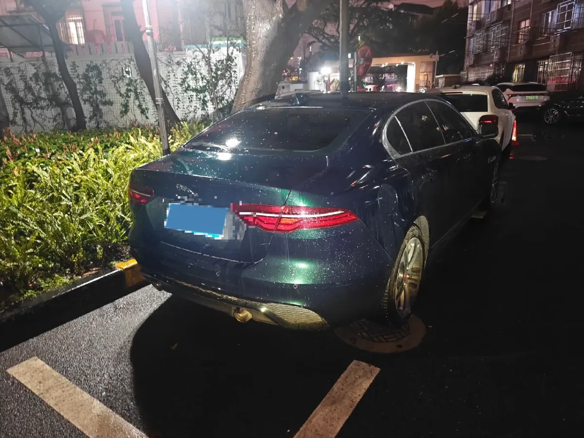 2022 Jaguar XEL 2.0T 250HP L4 8AT,autocango,china used car exporter,china ev exporter,chinese used car exporter,chinese used ev exporter