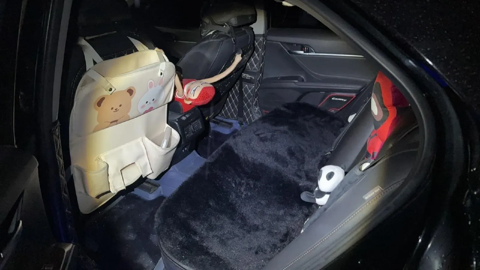 2018 Toyota Camry 2.5L 209HP L4 8AT,autocango,china used car exporter,china ev exporter,chinese used car exporter,chinese used ev exporter