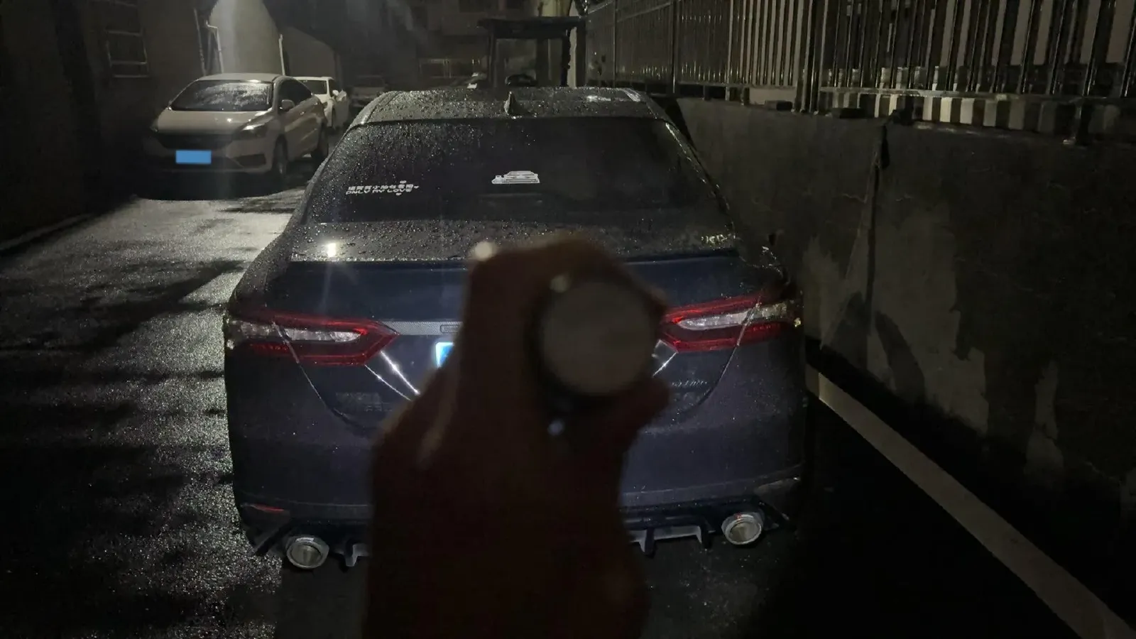 2018 Toyota Camry 2.5L 209HP L4 8AT,autocango,china used car exporter,china ev exporter,chinese used car exporter,chinese used ev exporter