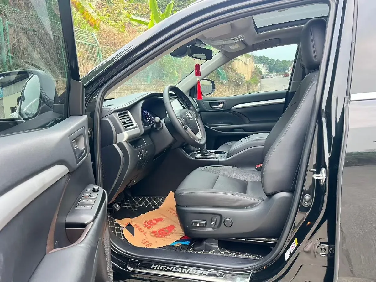 2019 Mazda CX-8 2.5L 192HP L4 6AT,autocango,china used car exporter,china ev exporter,chinese used car exporter,chinese used ev exporter