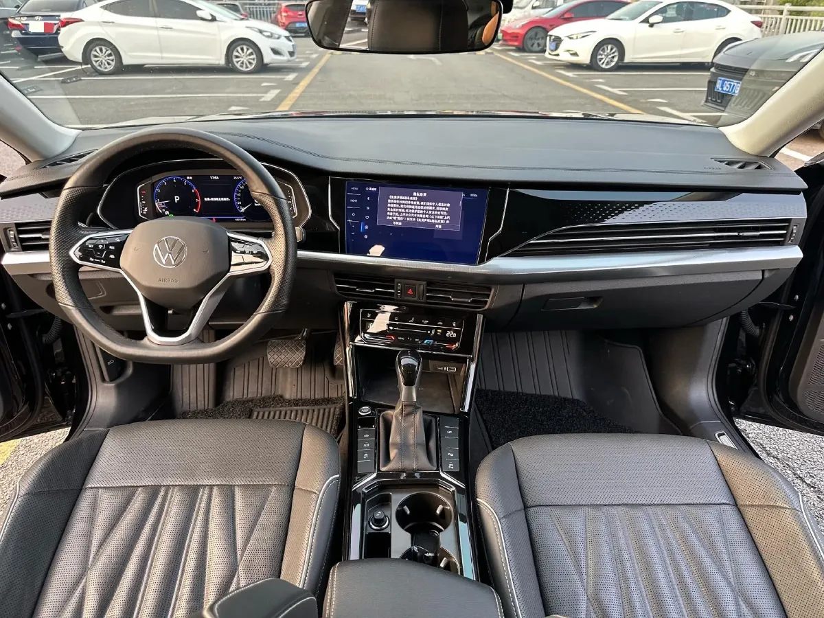 2023 Volkswagen Passat 2.0T 186HP L4 7DCT,autocango,china used car exporter,china ev exporter,chinese used car exporter,chinese used ev exporter