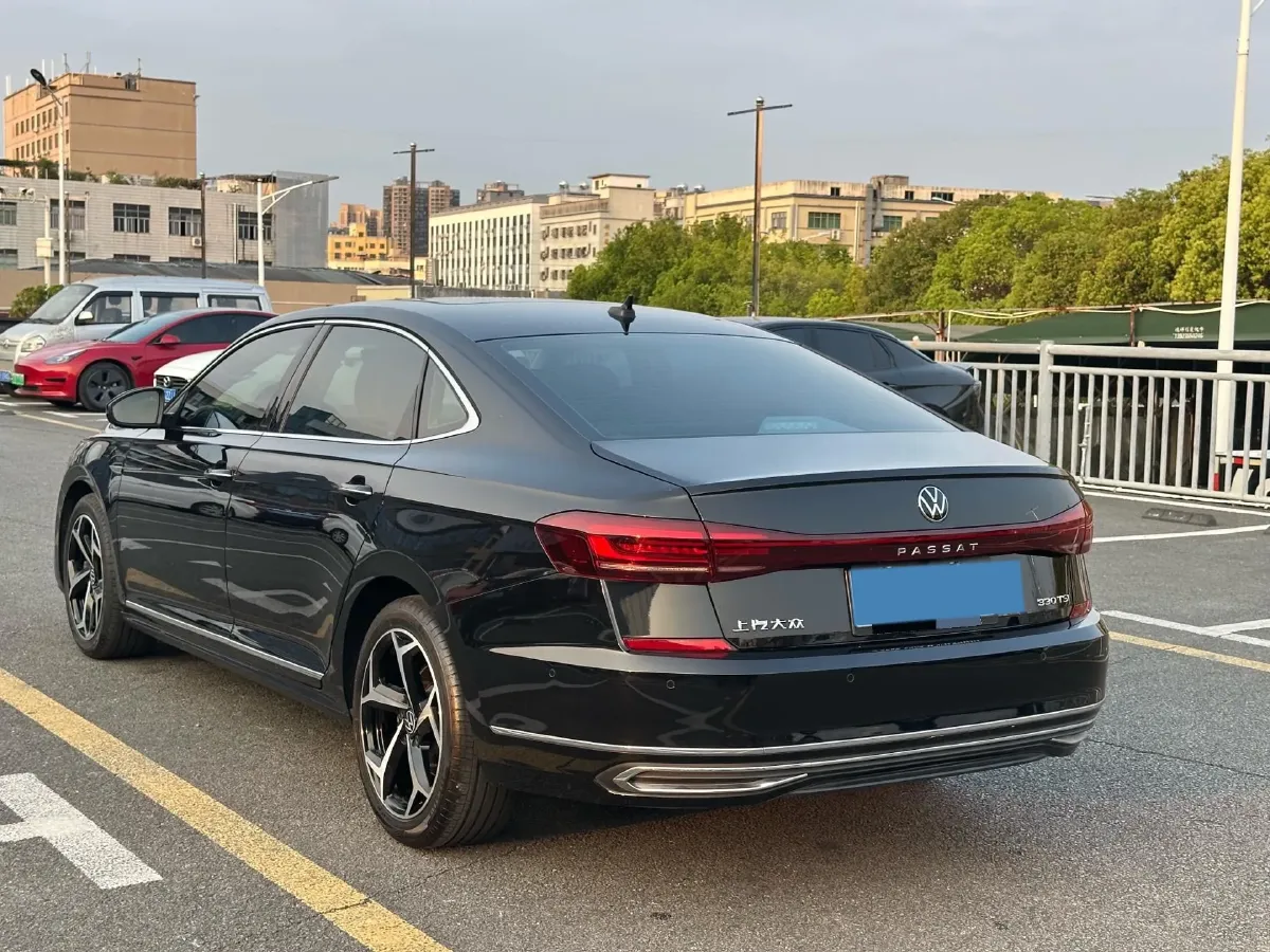 2023 Volkswagen Passat 2.0T 186HP L4 7DCT,autocango,china used car exporter,china ev exporter,chinese used car exporter,chinese used ev exporter