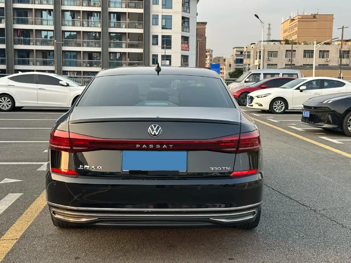 2023 Volkswagen Passat 2.0T 186HP L4 7DCT,autocango,china used car exporter,china ev exporter,chinese used car exporter,chinese used ev exporter