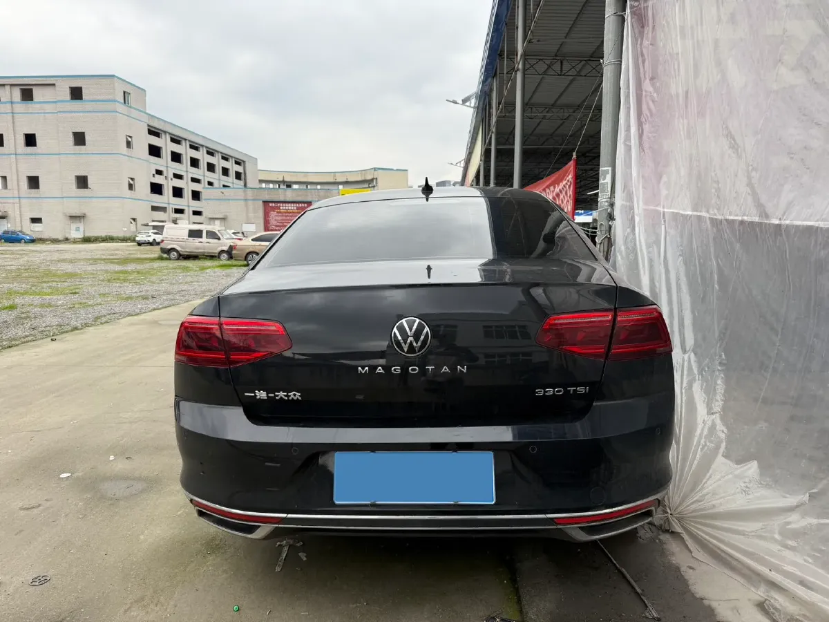 2020 Volkswagen Magotan 2.0T 186HP L4 7DCT,autocango,china used car exporter,china ev exporter,chinese used car exporter,chinese used ev exporter