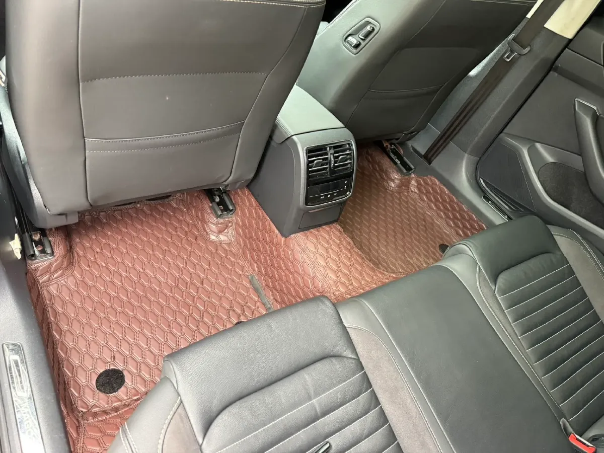 2020 Volkswagen Magotan 2.0T 186HP L4 7DCT,autocango,china used car exporter,china ev exporter,chinese used car exporter,chinese used ev exporter