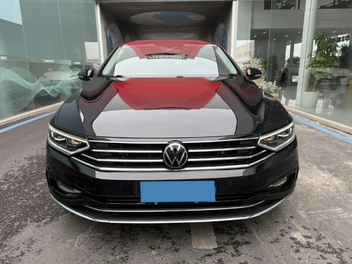 2021 Volkswagen Magotan 2.0T 186HP L4 7DCT,autocango,china used car exporter,china ev exporter,chinese used car exporter,chinese used ev exporter