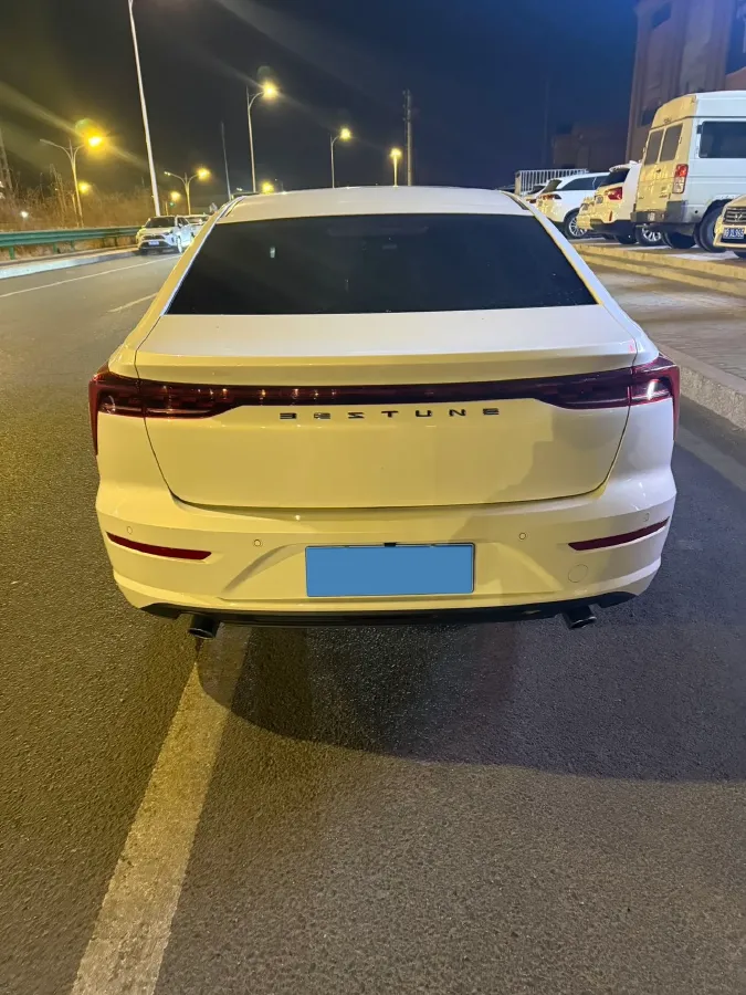 2023 Bestune B70 1.5T 169HP L4 7DCT,autocango,china used car exporter,china ev exporter,chinese used car exporter,chinese used ev exporter
