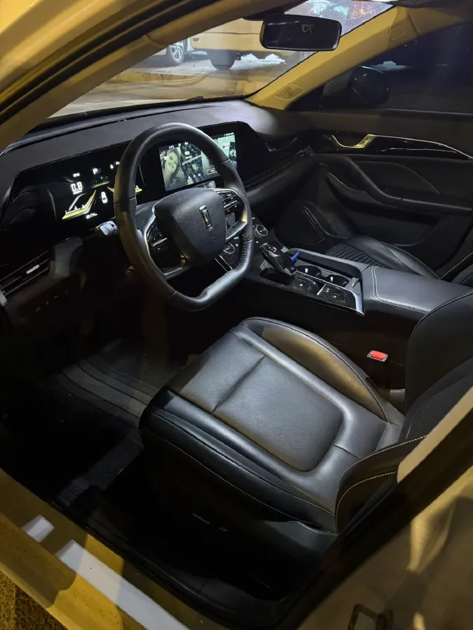 2023 Bestune B70 1.5T 169HP L4 7DCT,autocango,china used car exporter,china ev exporter,chinese used car exporter,chinese used ev exporter