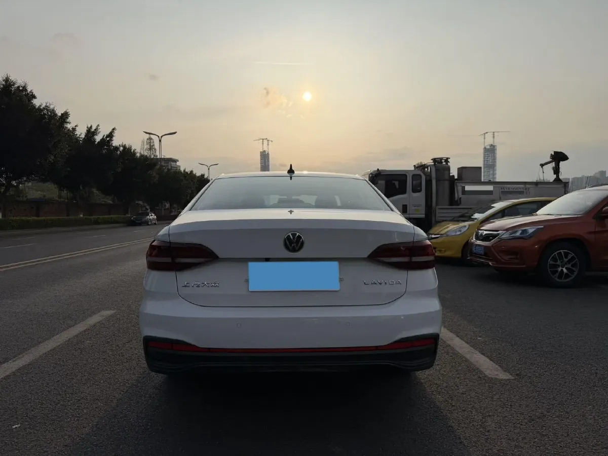 2023 Volkswagen Lavida 1.5L 113HP L4 6AT,autocango,china used car exporter,china ev exporter,chinese used car exporter,chinese used ev exporter