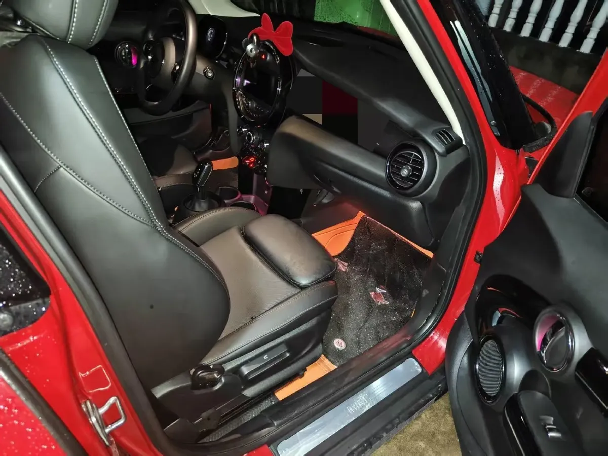 2021 MINI MINI 1.5T 136HP L3 7DCT,autocango,china used car exporter,china ev exporter,chinese used car exporter,chinese used ev exporter