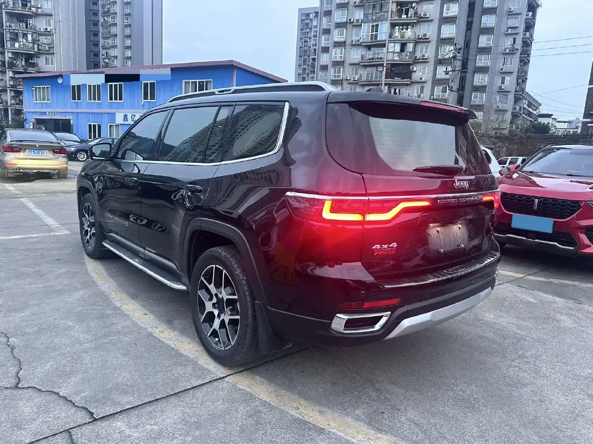 2020 Jeep Grand Commander 2.0T 234HP L4 9AT,autocango,china used car exporter,china ev exporter,chinese used car exporter,chinese used ev exporter