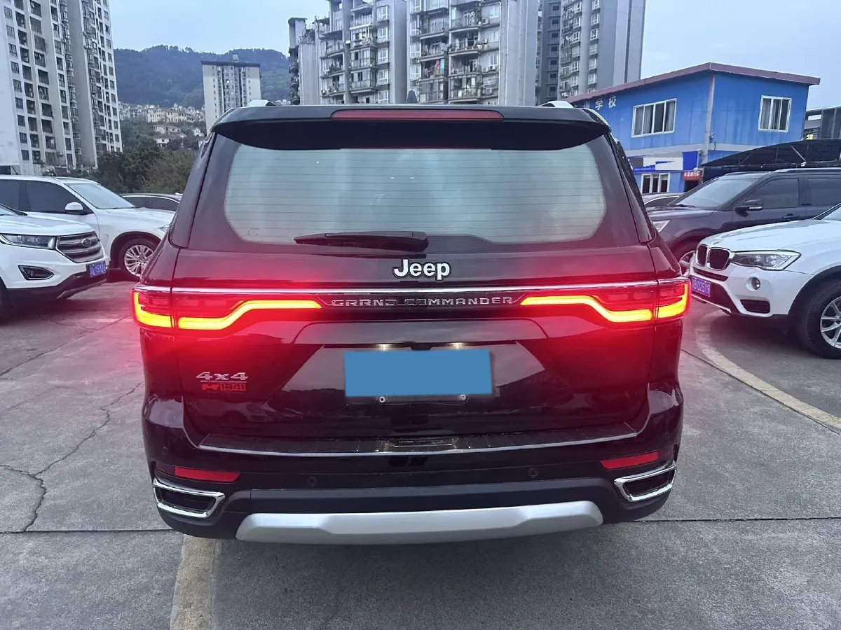 2020 Jeep Grand Commander 2.0T 234HP L4 9AT,autocango,china used car exporter,china ev exporter,chinese used car exporter,chinese used ev exporter