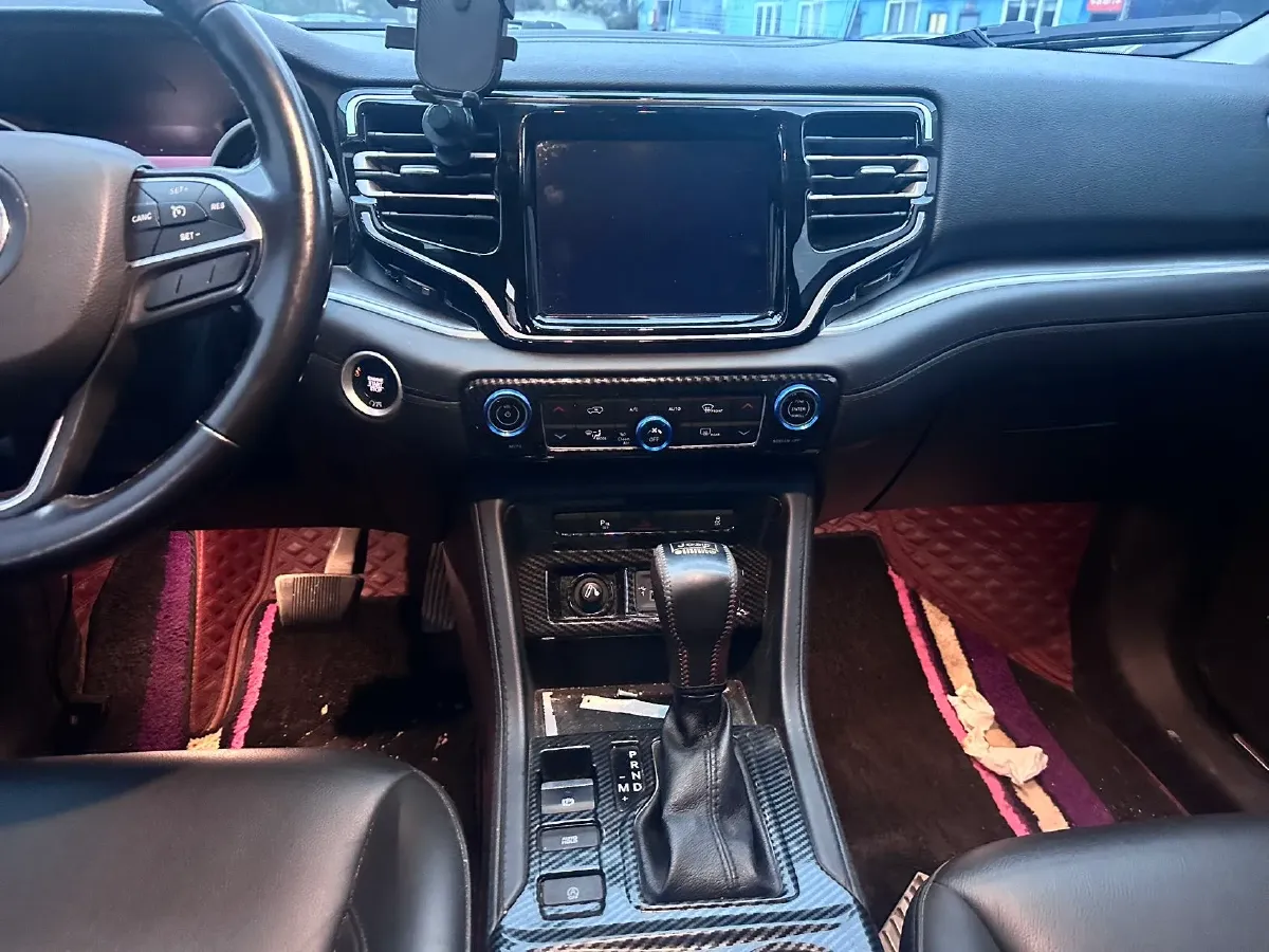 2020 Jeep Grand Commander 2.0T 234HP L4 9AT,autocango,china used car exporter,china ev exporter,chinese used car exporter,chinese used ev exporter