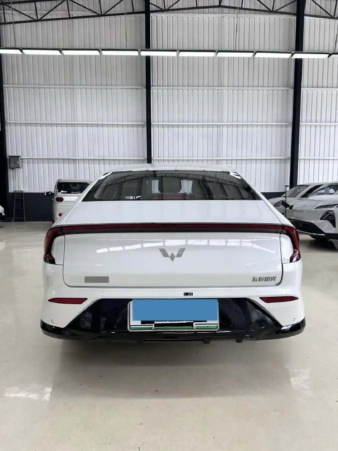 2024 WuLing XingGuang 1.5L 106HP L4 E-CVT PHEV 20.5KWH,autocango,china used car exporter,china ev exporter,chinese used car exporter,chinese used ev exporter