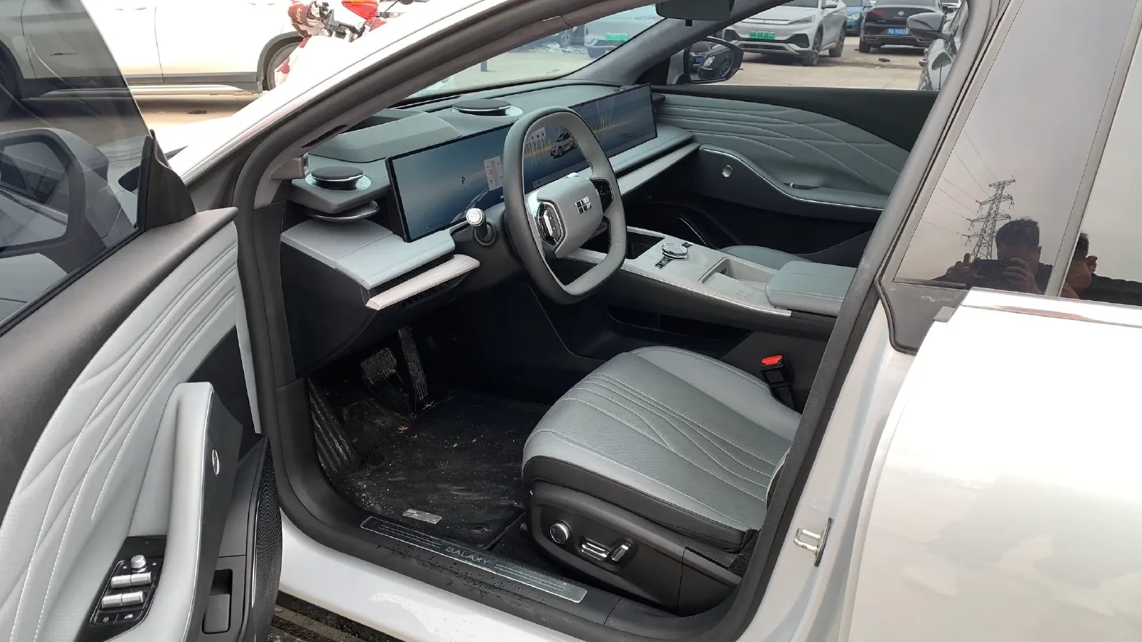 2024 Geely Galaxy E8 BEV 76KWH,autocango,china used car exporter,china ev exporter,chinese used car exporter,chinese used ev exporter