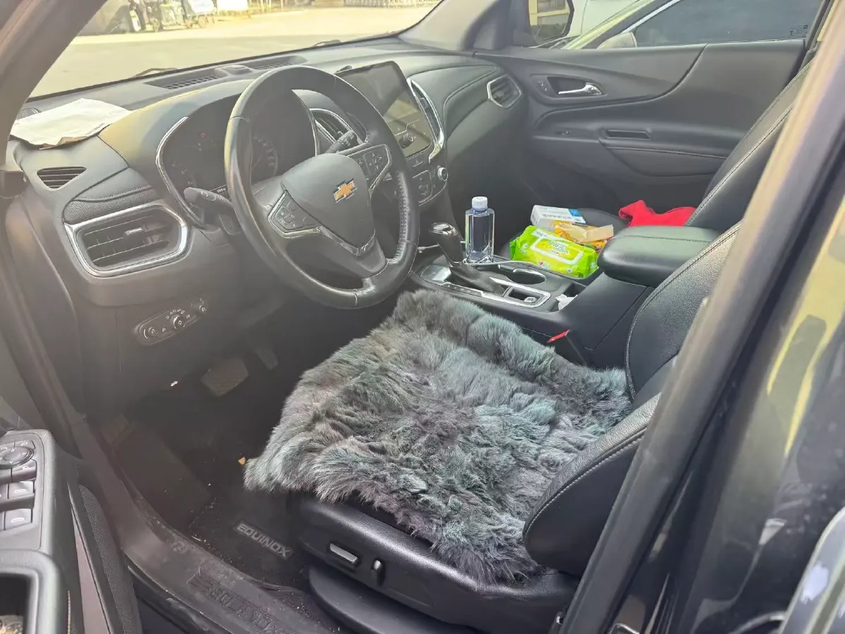 2019 Chevrolet Equinox 1.5T 169HP L4 6AT,autocango,china used car exporter,china ev exporter,chinese used car exporter,chinese used ev exporter