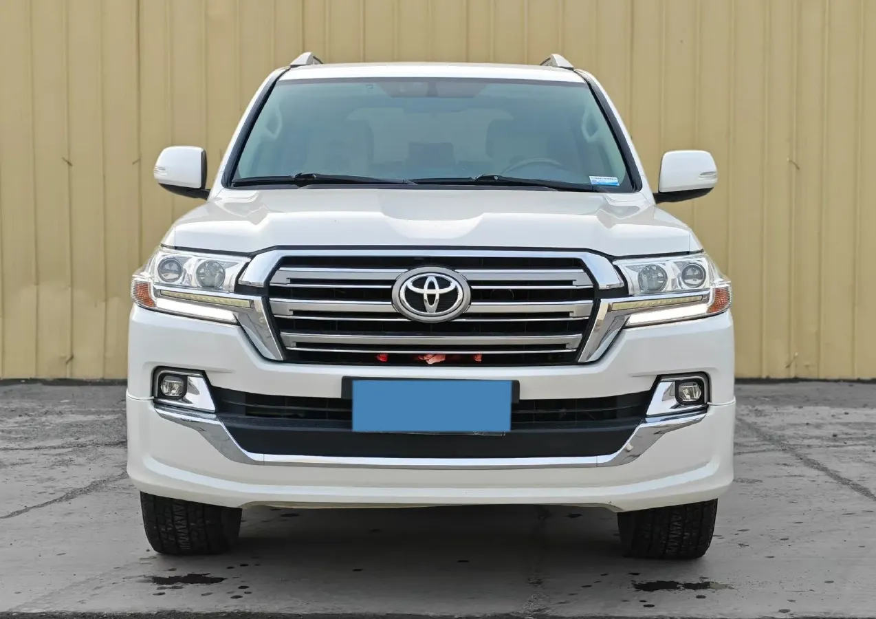 2015 Toyota Land Cruiser 4.0L 275HP V6 5AT,autocango,china used car exporter,china ev exporter,chinese used car exporter,chinese used ev exporter