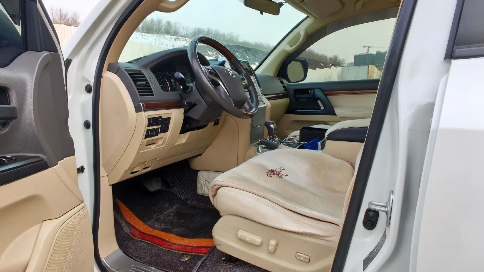 2015 Toyota Land Cruiser 4.0L 275HP V6 5AT,autocango,china used car exporter,china ev exporter,chinese used car exporter,chinese used ev exporter