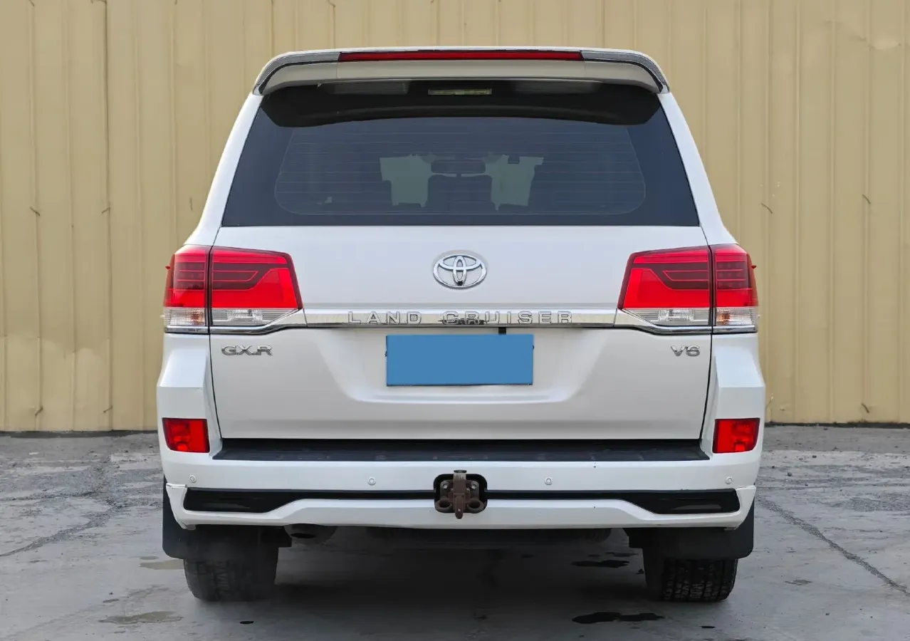 2015 Toyota Land Cruiser 4.0L 275HP V6 5AT,autocango,china used car exporter,china ev exporter,chinese used car exporter,chinese used ev exporter