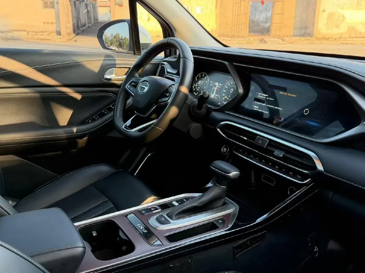 2022 GAC Trumpchi GS4 1.5T 169HP L4 6AT,autocango,china used car exporter,china ev exporter,chinese used car exporter,chinese used ev exporter