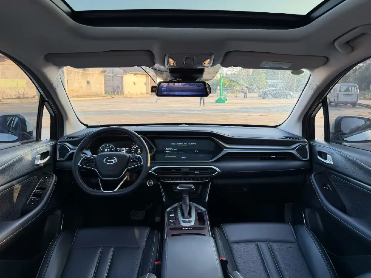 2022 GAC Trumpchi GS4 1.5T 169HP L4 6AT,autocango,china used car exporter,china ev exporter,chinese used car exporter,chinese used ev exporter