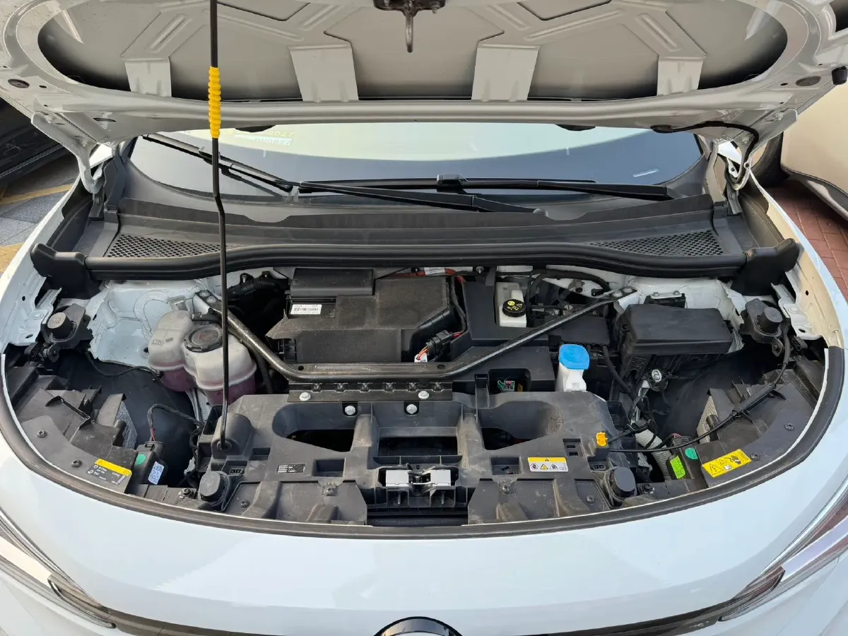 2023 Leapmotor C01 1.5L 95HP L4 REEV 43.7KWH,autocango,china used car exporter,china ev exporter,chinese used car exporter,chinese used ev exporter