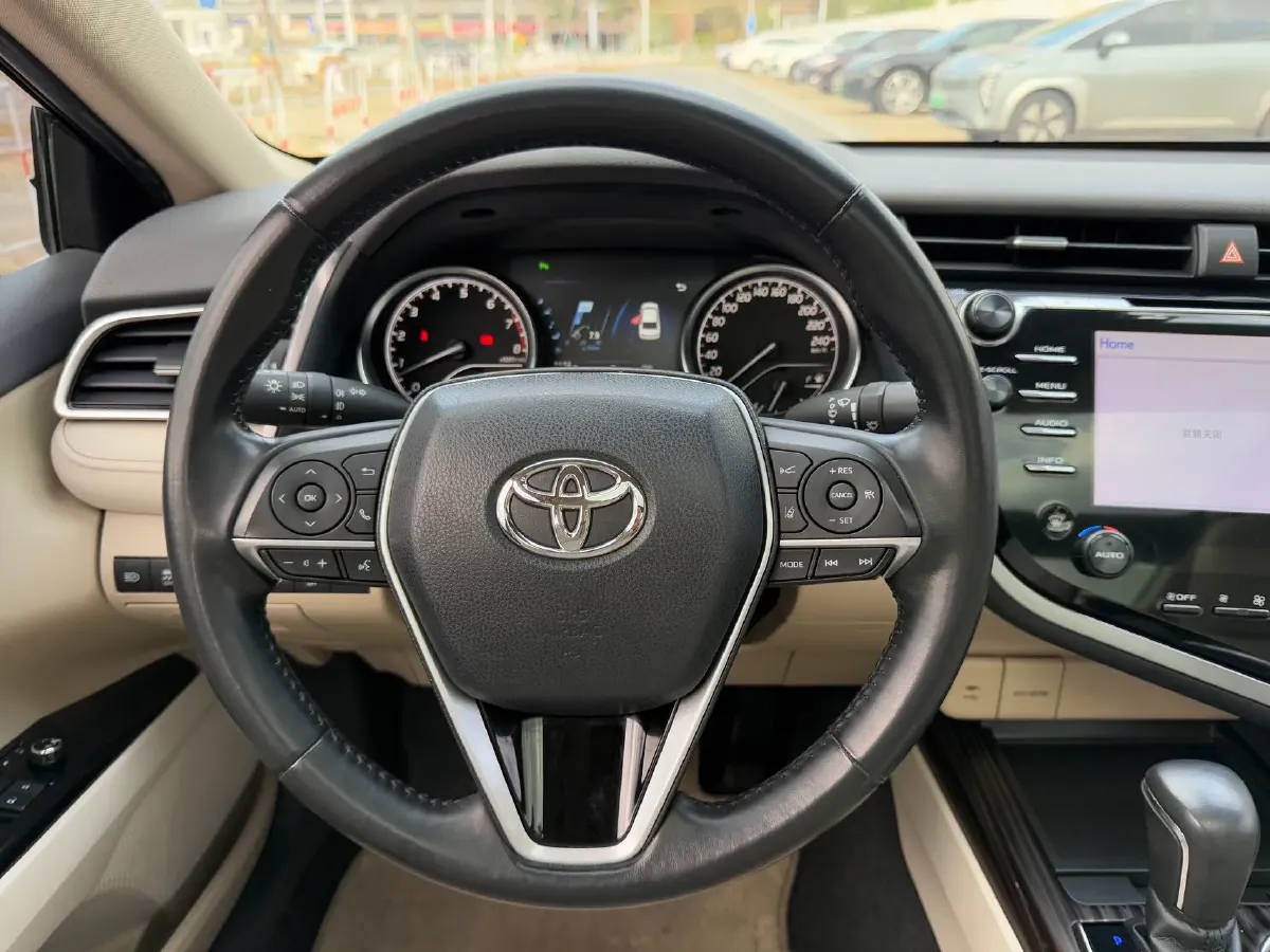 2018 Toyota Camry 2.5L 209HP L4 8AT,autocango,china used car exporter,china ev exporter,chinese used car exporter,chinese used ev exporter