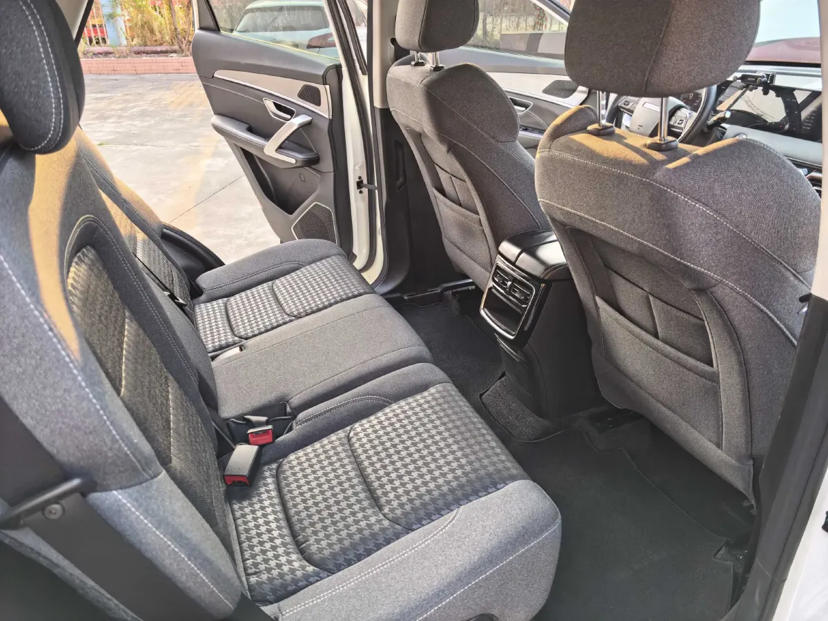 2021 Jetour X70 Plus 1.5T 156HP L4 6DCT,autocango,china used car exporter,china ev exporter,chinese used car exporter,chinese used ev exporter